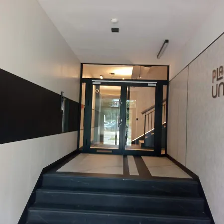 Plac Unii: Rybka Premium *